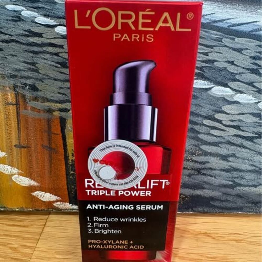 L’Oreal Revitalift Triple Power Anti-Aging Face Serum 1 oz Hyaluronic Acid
